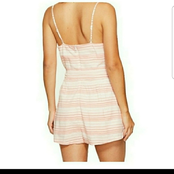 NWT BB DAKOTA Gianna Striped Romper Red/White - Picture 2 of 8